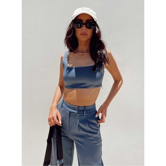 Princess Polly Huxley Blue Square Neck Crop Top Size 8 - Picture 1 of 10